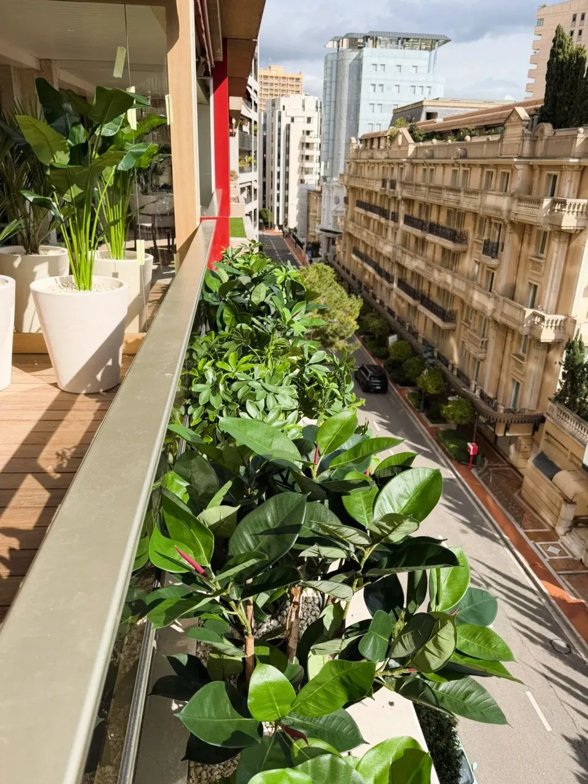 Plantes & jardinières artificielles