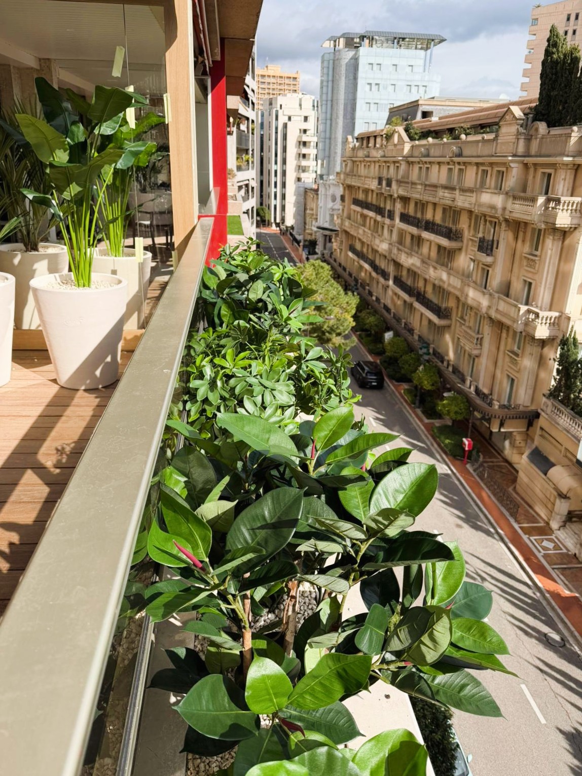 Plantes & jardinières artificielles